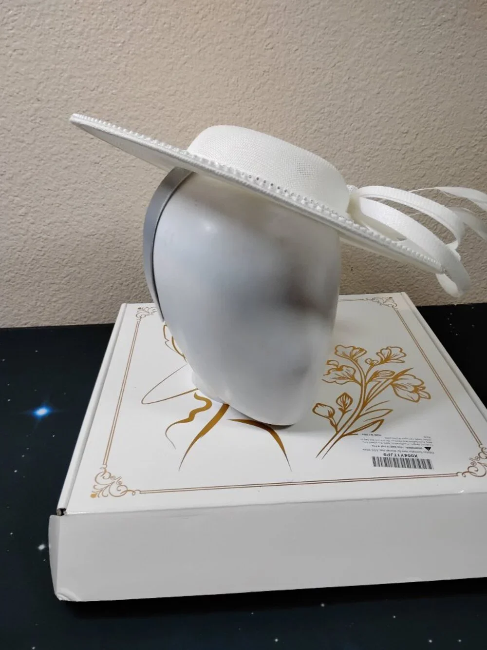 White Fascinator Hat Headband Wedding Tea Party Bridal Kentucky Derby Church